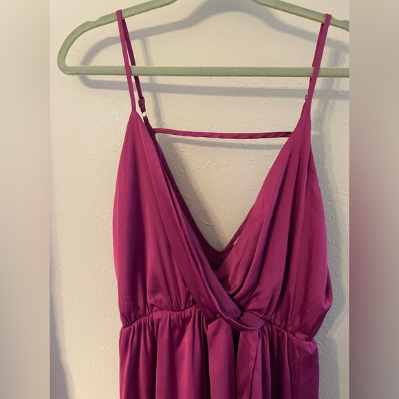 Fuchsia romper size medium - Picture 3 of 6